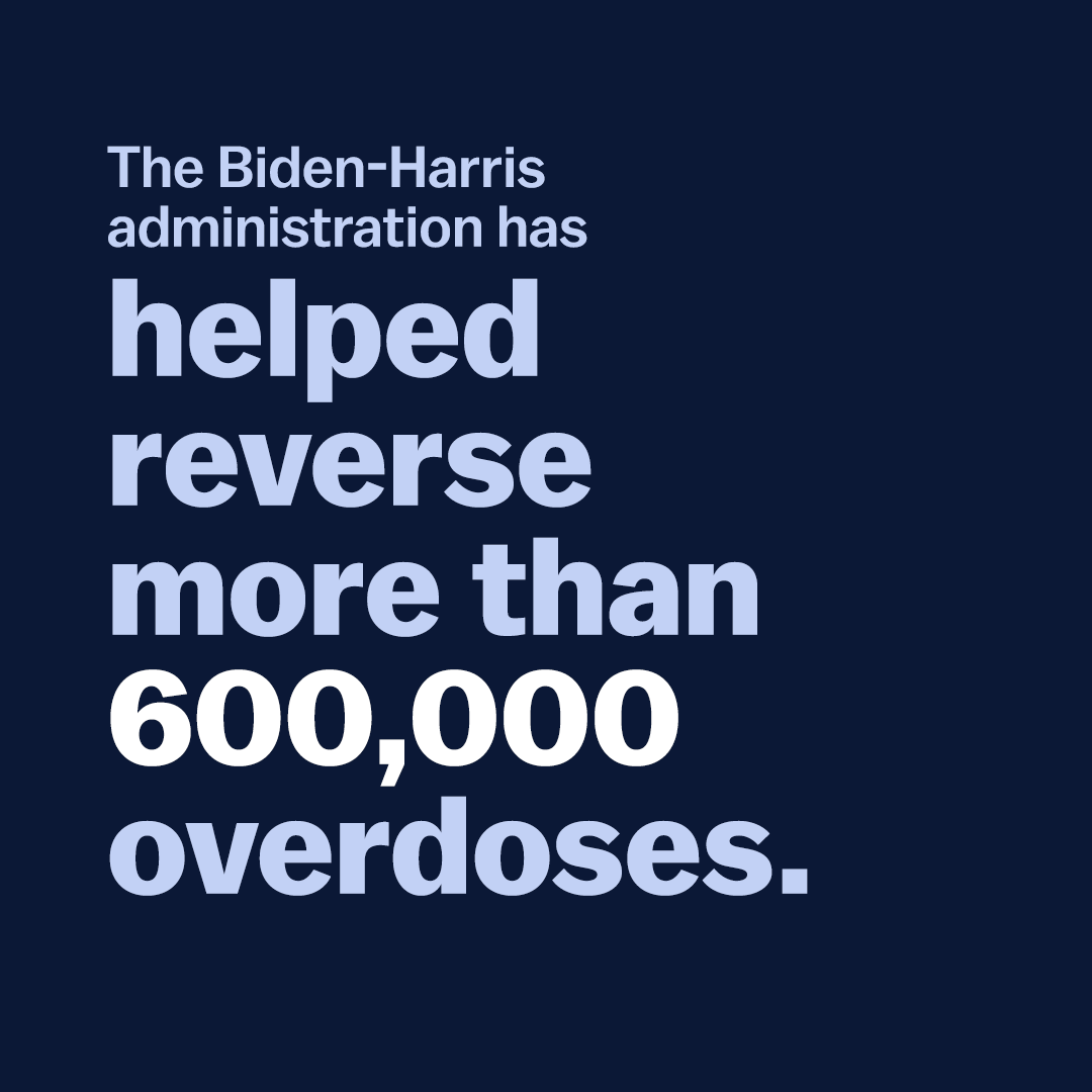 KamalaHarris tweet picture