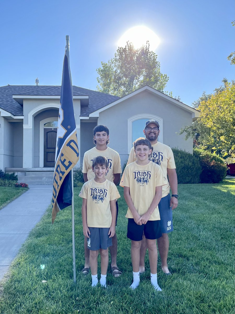 MikeMar05077524's tweet photo. Let’s go Irish ☘️. @theshirtND https://t.co/a4YJ4xT9fw