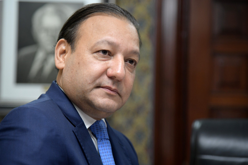 Abel Martínez acude a fiscalía para iniciar proceso de verificación de paternidad de supuesto hijo dlvr.it/TCcfJy #NDigital