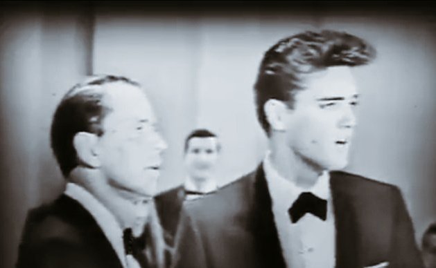 EtherealElvis's tweet photo. never has there been 
or will there ever be a more adorable boy than 1960 elvis presley ✿

elvis &amp; frank sinatra 
welcome home elvis 
1960 ~ https://t.co/hU54mZUAfD