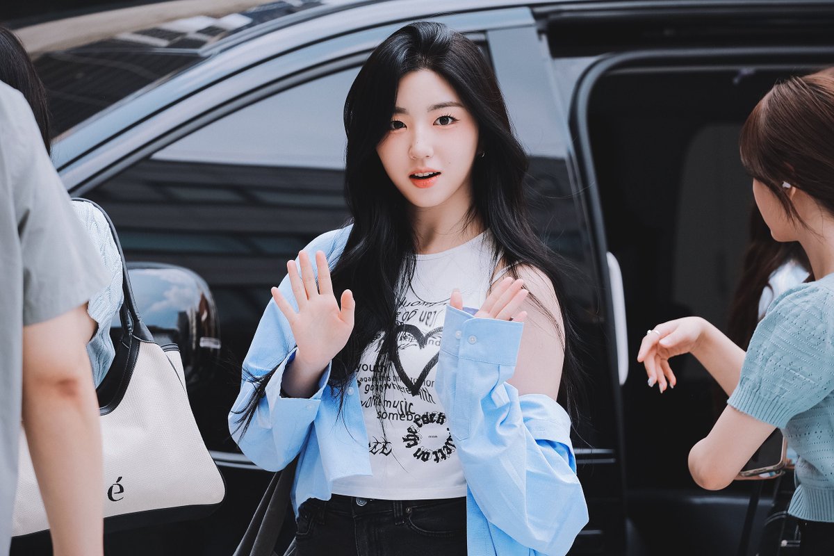 sohyun pics (@s14pics) on Twitter photo 