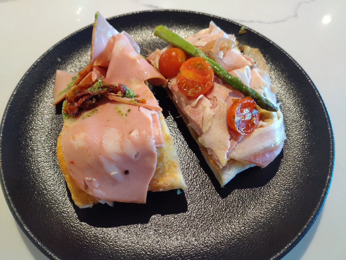 mjswhitebread's tweet photo. More pictures of food from the Sun Princess. Because, why not? https://t.co/jkqx1avPrj