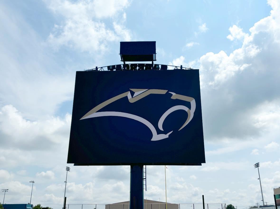 Southmoore_Ftbl's tweet photo. The back of scoreboard and speakers were installed this week.

We're inching closer and closer to the start of the season!!! 

#LD2F2 
#OneBrickataTime https://t.co/2KRP5xYRrJ