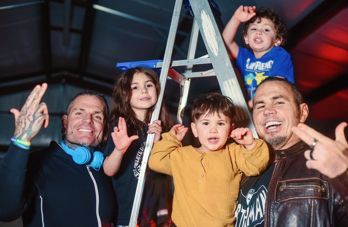 MATT HARDY tweet media