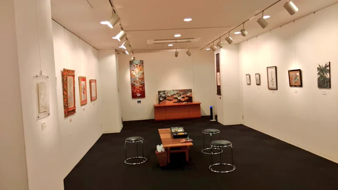 9月に入りました。今月11～17日、#幻獣展6 を開催します。京都・京つけもの西利祇園店4階 ぎゃらりぃ西利11:00~18:00(最終日16時まで)漬物屋さんの店内奥にエレベーターがありますので、上がってお越しください。車椅子、お子様連れ、ギャラリー初めての方も来られます。お気軽にどうぞ。 