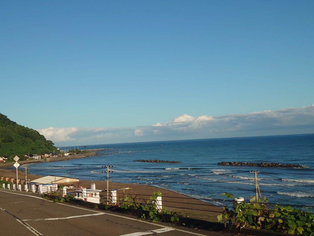 9月1日
その世界は異常な世界だ。抜け出した先には違う未来が待っている。そして世界は広い！