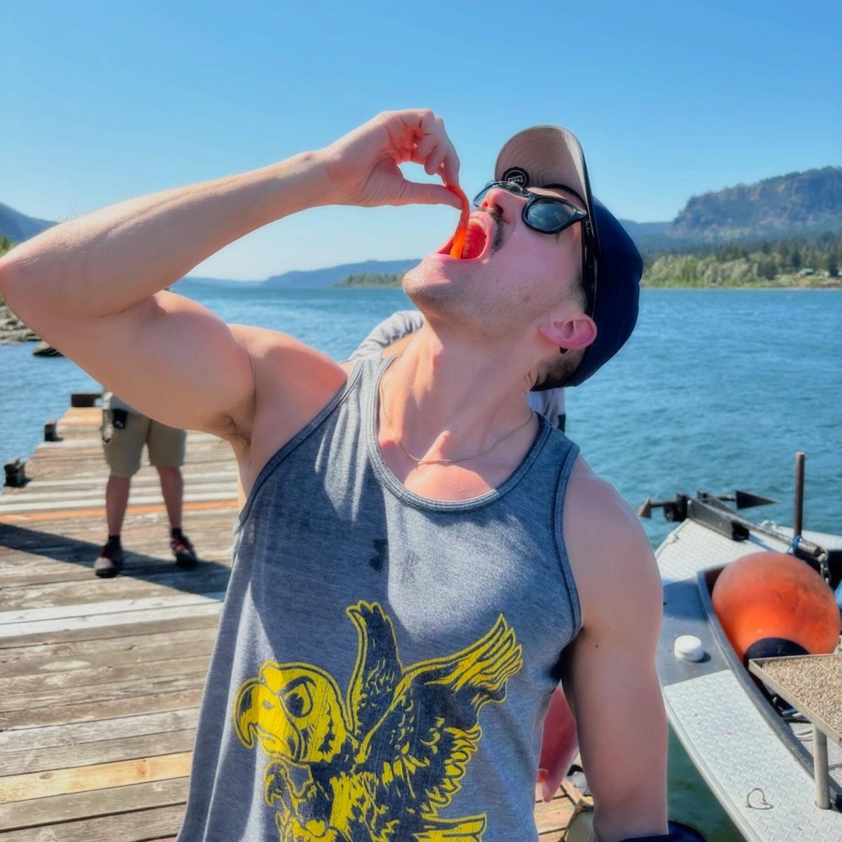 Caught this here 28 lb Chinhook salmon trolling the Columbia - captain said it’s the second biggest he’s seen yet this season - and mighty delicious 🎣 🍣 😋 #salmon #salmonfishing #columbiarivergorge