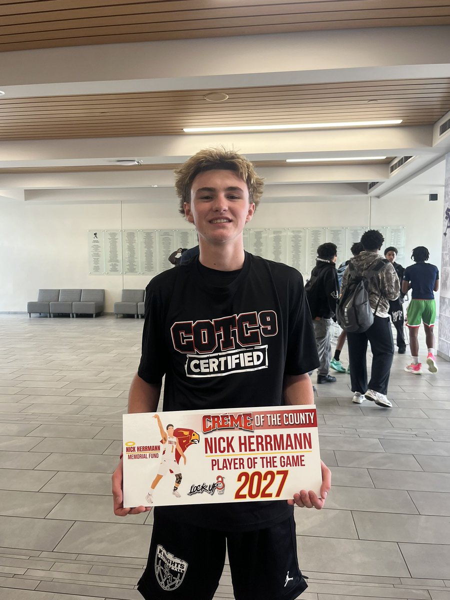 Congratulations to 2027 San Marcos High School G Nico Mott for receiving Creme of the County Player of the game and making Creme De La Creme.