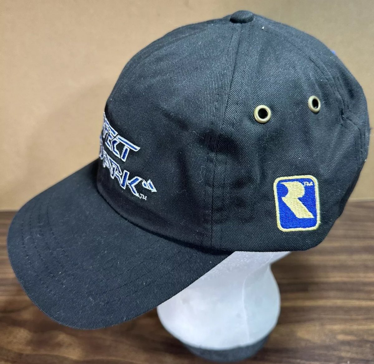 WaveRace64's tweet image. #n64 Perfect Dark promotional cap (2000)