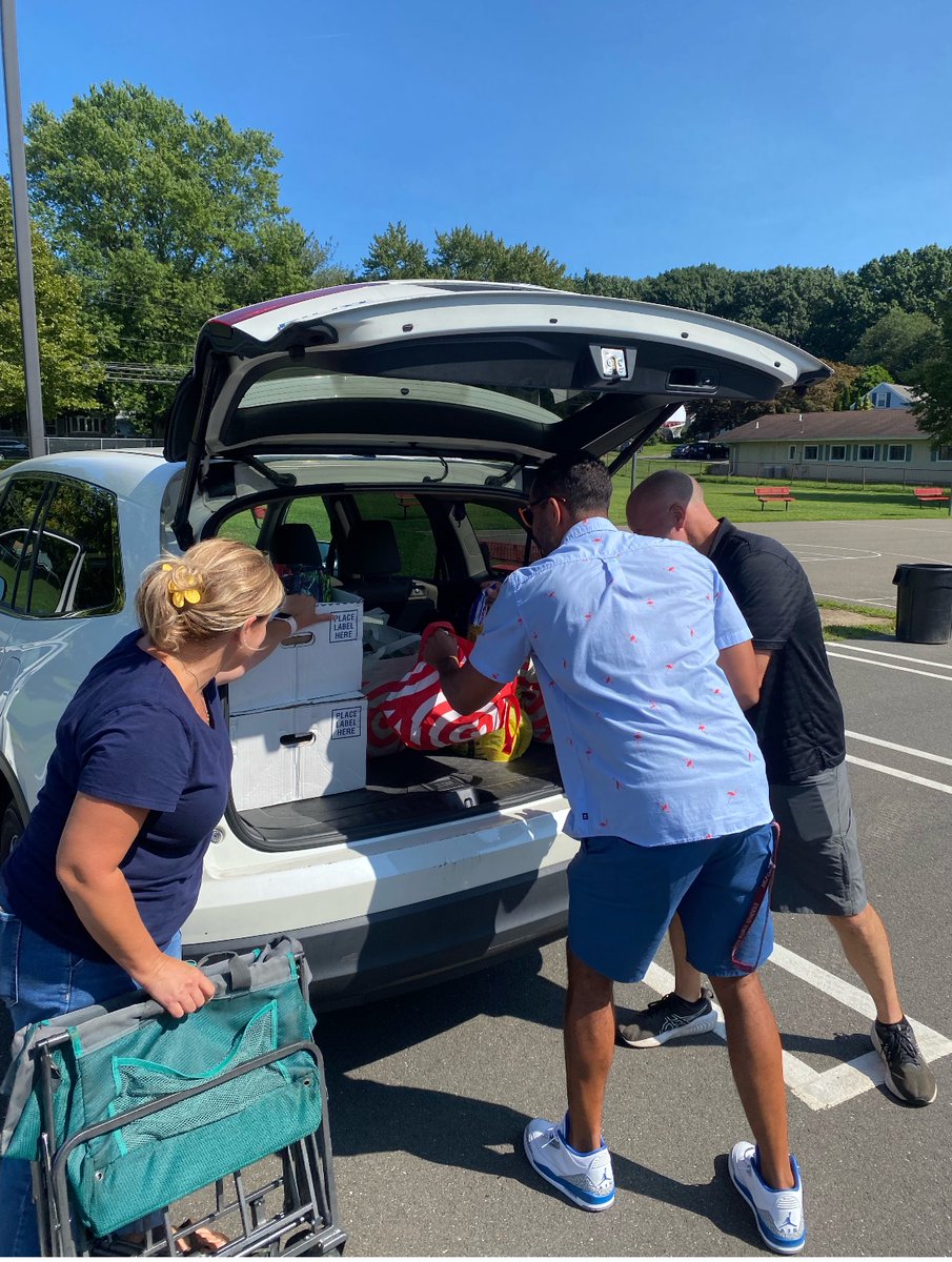 Connors6Ellen's tweet photo. So proud of the West Shore Middle School staff for their generous donations for families affected by the devastating flooding in Connecticut. #westisbest#staffgivesback https://t.co/KdiZQQ59no