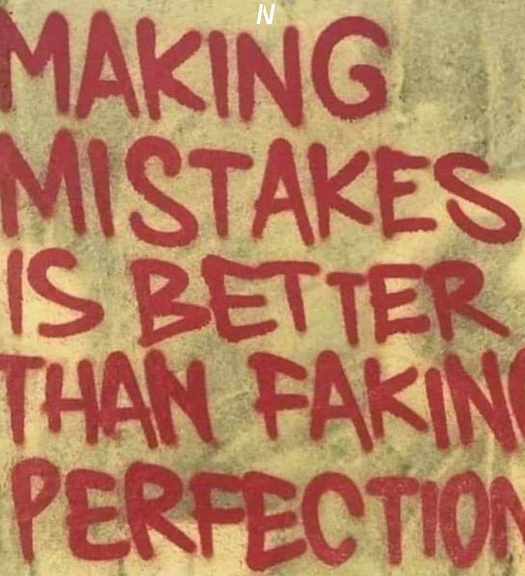 Redheadport's tweet image. Real ones please 🫶