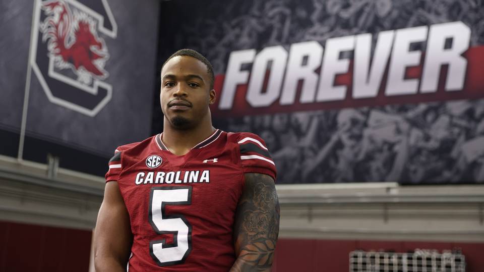 Week 1 Performance

EDGE Kyle Kennard - South Carolina

• 4 Tackles
• 2 Tackles for Loss
• 2 Sacks
• 2 Forced Fumbles