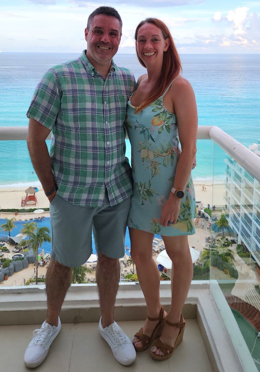 Sparta_Chris's tweet photo. Degenerates in paradise. Survived our first couple SCUBA dives today, means certification tomorrow! Really wish I grabbed 1 or 2 of the huge lobsters for dinner, but they frown upon capturing them in the wildlife reserve. Now time for a margarita and a steak. #ThanksAI https://t.co/n1cYhs4W8C