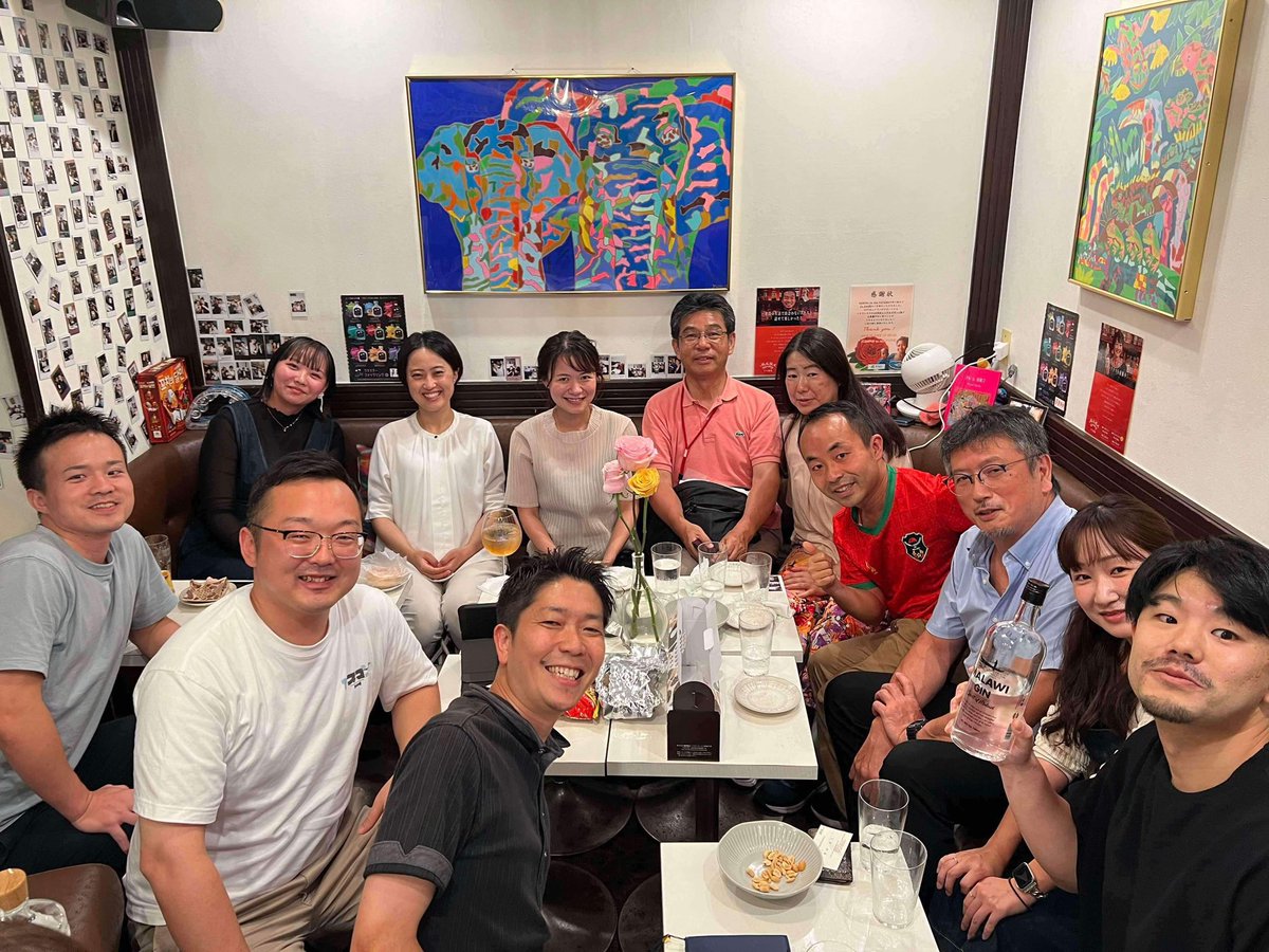 a_goal2020's tweet photo. 【イベント開催🎉】

今週からマラウイ・ケニアでのスタディーツアーを実施!📝✈️

8/27には、マラウイの世界遺産内の村ケープマクレアで運営する「ZATHU Cape Community Kitchen &amp; Bar」の2周年を記念し、アフリカクエストとの共催でイベントを実施しました👏🏾

詳細はこちら▼
https://t.co/Ws85hSsnJ3 https://t.co/ZAIRodrzUs