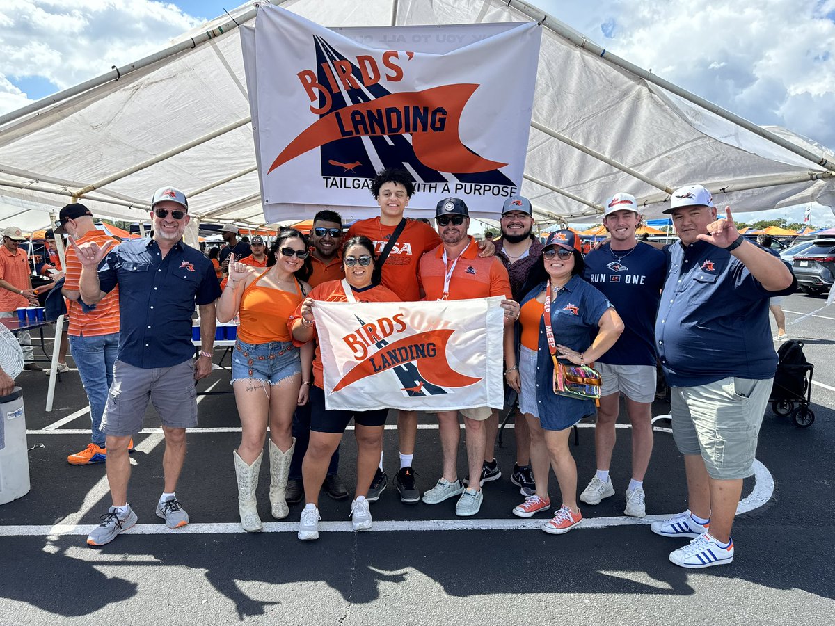 runners_rising's tweet photo. Congratulations to @BirdsLandingTG for being our 2024 Runners Rising Tailgate Challenge Champion! 🏆🏈 https://t.co/YqVYFgeo9y