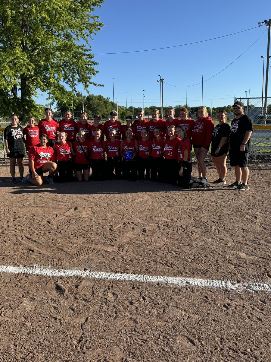 McCook Bison Softball (@mcbisonsoftball) on Twitter photo Another hard-fought tournament! The girls battled all day and put themselves in position to play for the championship.
Game recaps:
Game 1 vs. Alliance: Lacyn Keller secured the win in the ⭕️, giving up just 1 hit with 4 K’s. <a href="/paige_bortner15/">Paige Bortner</a> led the way at the plate, driving Another hard-fought tournament! The girls battled all day and put themselves in position to play for the championship.
Game recaps:
Game 1 vs. Alliance: Lacyn Keller secured the win in the ⭕️, giving up just 1 hit with 4 K’s. <a href="/paige_bortner15/">Paige Bortner</a> led the way at the plate, driving