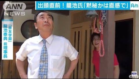 コマさん tweet media