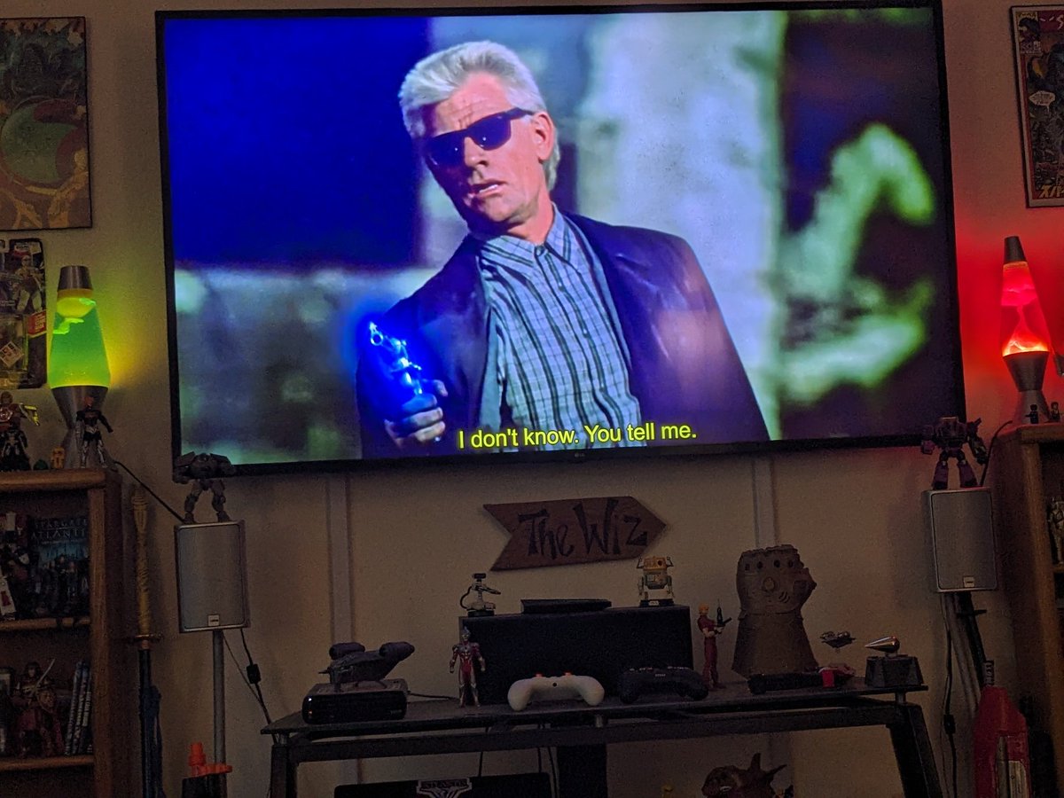 KeithUnlimited's tweet image. #DOLLMAN  with some neighborhood truck tacos and burritos. They have this jalapeno pickled onions I've not found anywhere else. 

Some of the best Mexican food I've had in Madison even. 

Dollman......  is unexpected on many levels. 😅