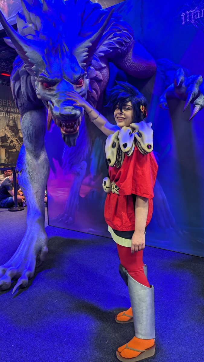 Missed you at <a href="/gamescom/">gamescom</a> <a href="/SupergiantGames/">Supergiant Games</a>! Maybe next year? 🤔🔥 Still found a good boi to give some pets tho.

#zagreus #zagreuscosplay #Hades #HadesGame