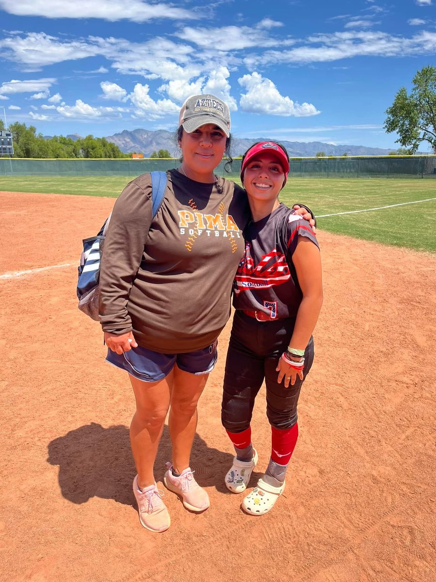 Anais Valencia #21 and Alyssa Montaño representing at Pima today! Thank you to Nicki Johnson and Rebekah Quiroz 🫶🏼🐾 #azcats #icaniwill <a href="/SoftballPima/">Pima Community College Softball</a>