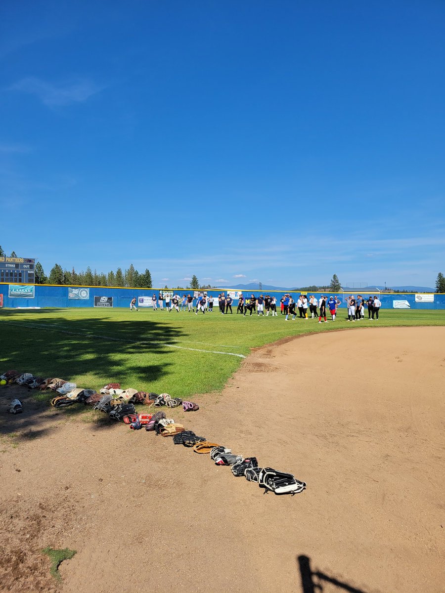 Week 1 of Slowpitch 2024 is done! These 52 girls have been working hard. It's going to be another fun season for these Panthers! 💙💛
<a href="/MEAD_ATHLETICS/">Mead Panther Sports</a> <a href="/MeadHighSchool/">Mead High School</a>