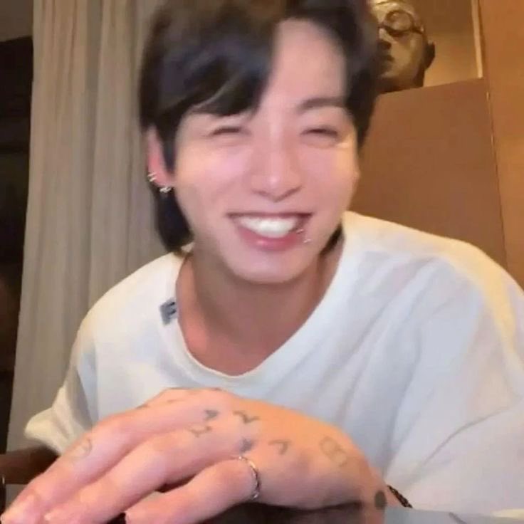 bisouskoo's tweet photo. happy jk day ♡ https://t.co/rz8V77mNzt