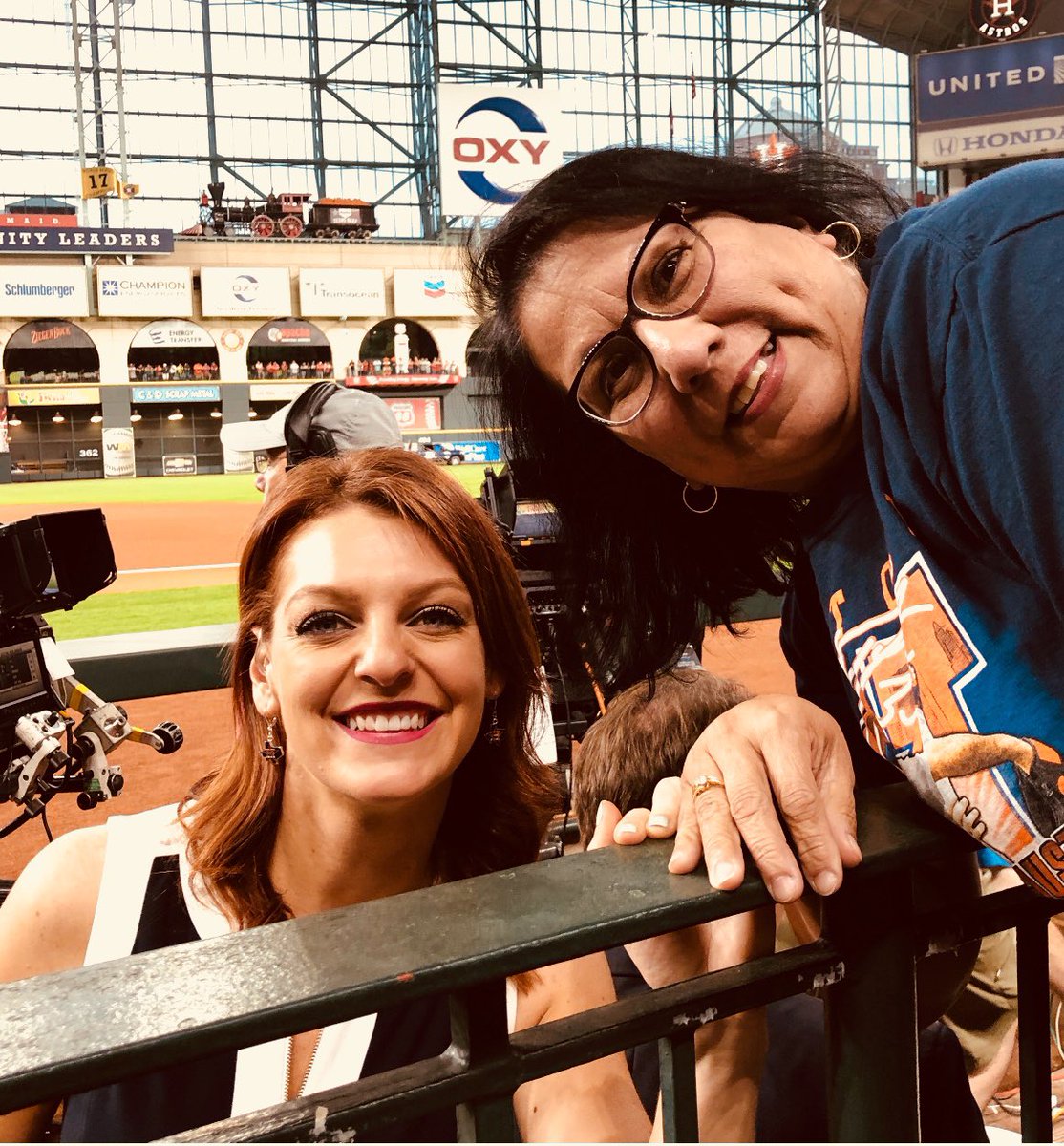 JJSTROS tweet media