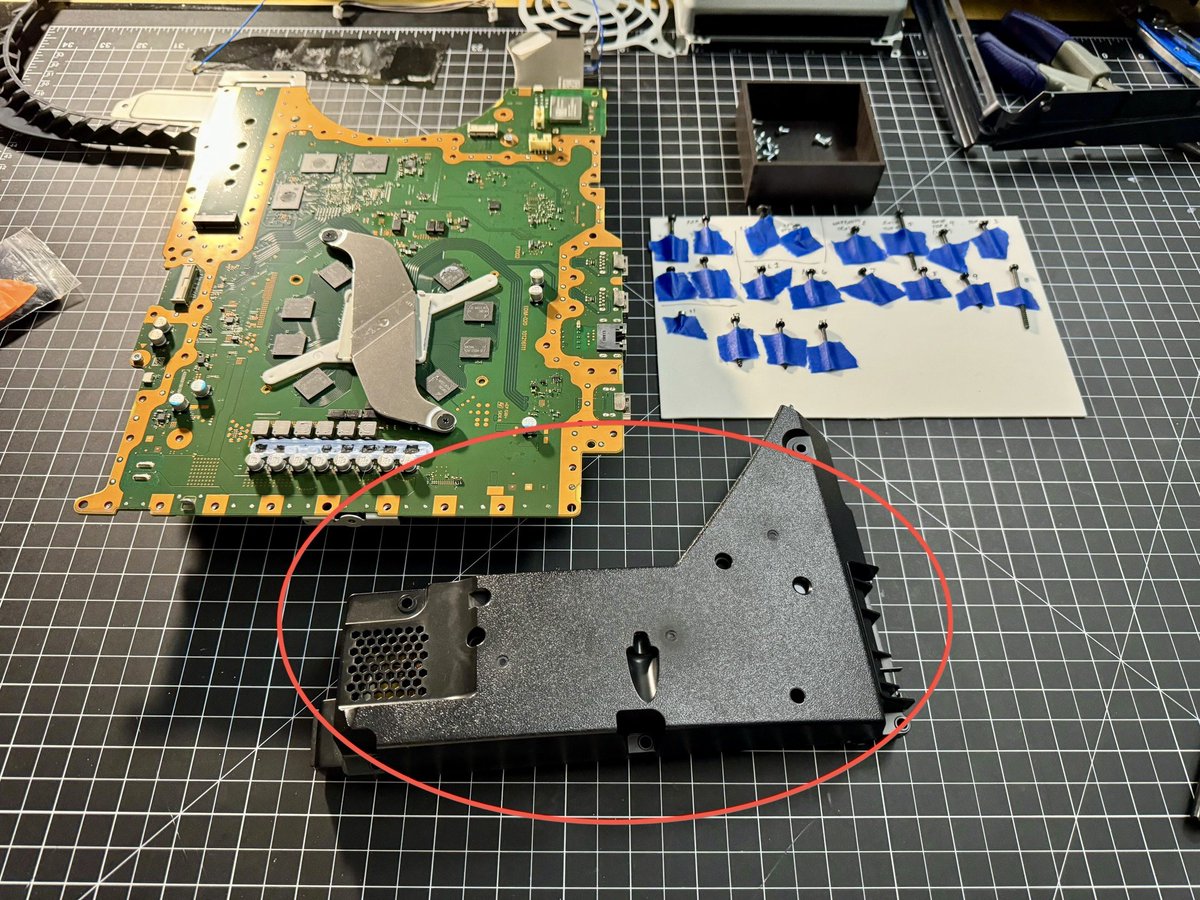 IntrinsixLaser's tweet photo. PSU is dead. Fun stuff https://t.co/Zj30VGIIxI