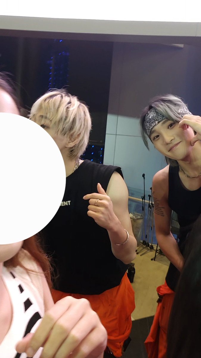 Namnile94's tweet image. Hi-touch 1/2
 #DefClass #DefClass_WON
#DefClass_FAL #DefClass_AKEY #DC_TAO #NIPPONHAKUBANGKOK2024
#DEFCLASSxNIPPONHAKU