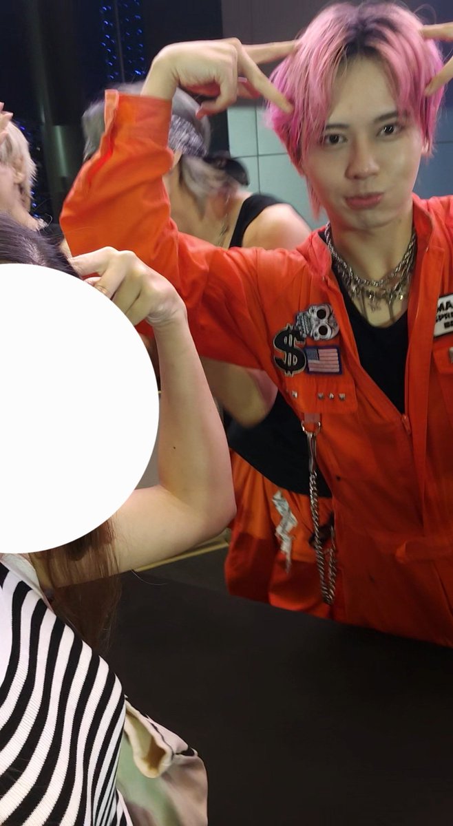 Namnile94's tweet image. Hi-touch 1/2
 #DefClass #DefClass_WON
#DefClass_FAL #DefClass_AKEY #DC_TAO #NIPPONHAKUBANGKOK2024
#DEFCLASSxNIPPONHAKU