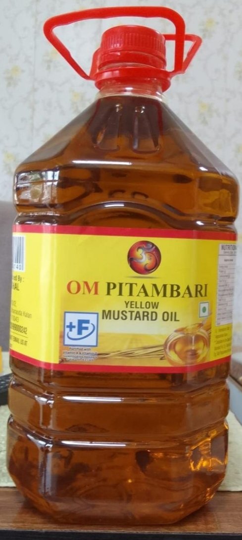 fbarlounge's tweet photo. OM Pitambari Yellow mustard oil brand in India. Punjab Chandigarh. https://t.co/RoIiyOxuS3