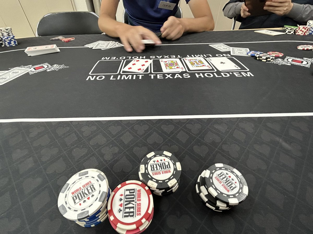 usibey_'s tweet photo. 久しぶりのLive poker
#WTOH
#NLHE https://t.co/qfslN1VcHC