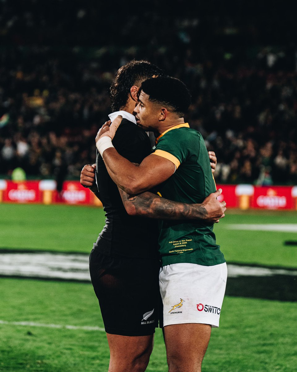 AllBlacks's tweet image. A tough battle as always. We go again next week, see you in Cape Town 🤝

#AllBlacks #Springboks