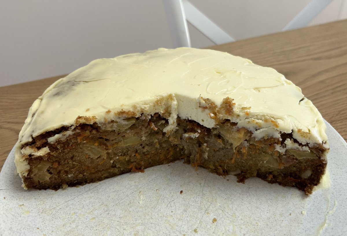 Father’s day. What do you want PK a carrot cake or an apple cake? Why don’t you put them both in? <a href="/Naiviv246/">Hang Tran</a> then delivered a lecture on why not, but then did so anyway. Also no walnuts in the house so had to use cashews. Result - best cake I’ve ever eaten !! Is it a Carple cake?