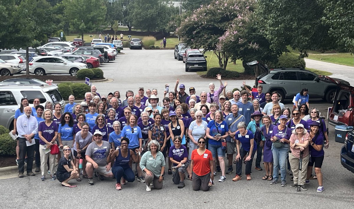 LisaGrafstein's tweet image. Wow! Thank you so much for this incredible turnout and effort today! The amount of energy and love being poured into these races means the world to me. When we knock, we win! @TeamJackson4NC #ncpol