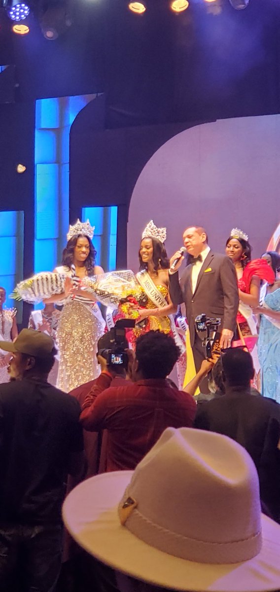 SakhiRSA's tweet photo. Congratulations 🎊 Chidimma 

Chidimma 
#BBNaija 
Pearl 
#WWEbash
Siya Kolisi 
Miss Kwara 
Sister Bettina 
#MissUniverse 
#MissUniverseNigeria https://t.co/JKJKvthAKD