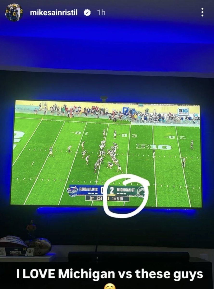 AdrienBindi's tweet photo. @TaylorLewan77 BIG FRAUD ENERGY coming from the weasles. Where’s Connor stallions? In a battke with Fresno state at home. Hahahaha https://t.co/Bt8SmhKNhr