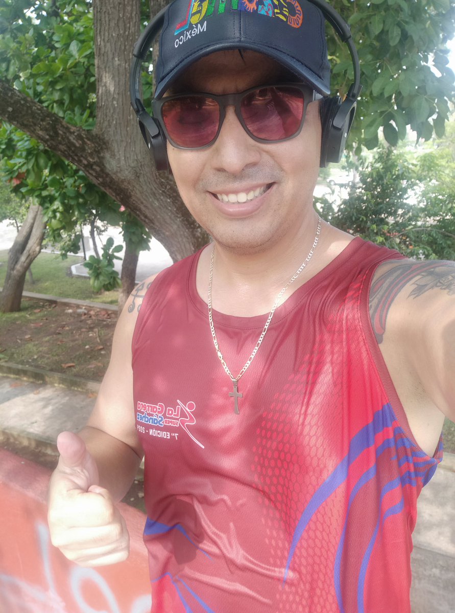 francdevilred's tweet photo. Cierre de mes con trote mañanero y de meterle kilometraje a la máquina!
#running #Mexico #runner #AhiVamos #Sabado #FelizSabado
#Fregon #31agosto https://t.co/J3riacXiNW