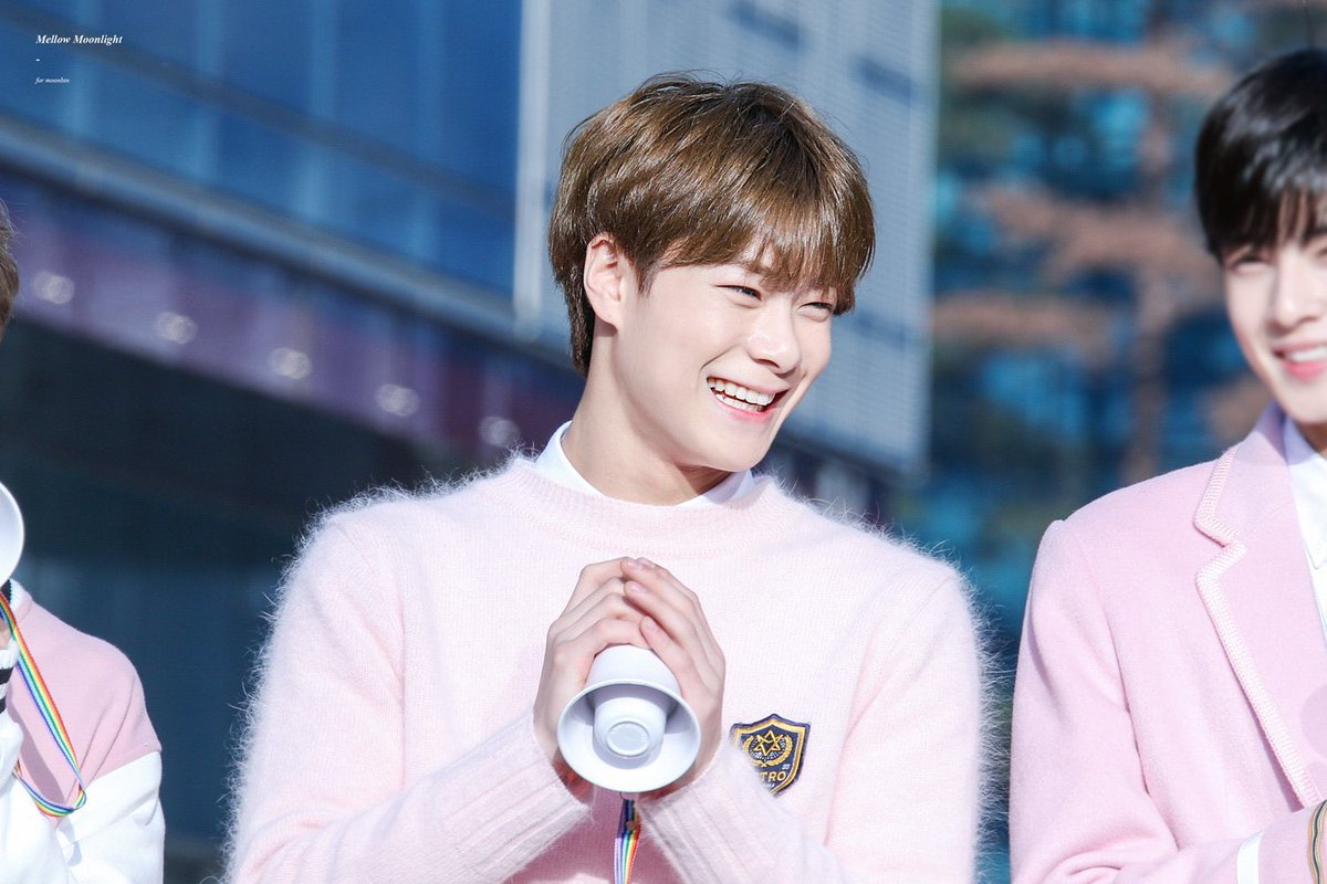 Only_MBinnie's tweet image. 기분 답답하고 우울할 때 고백빈 보면 다 풀림