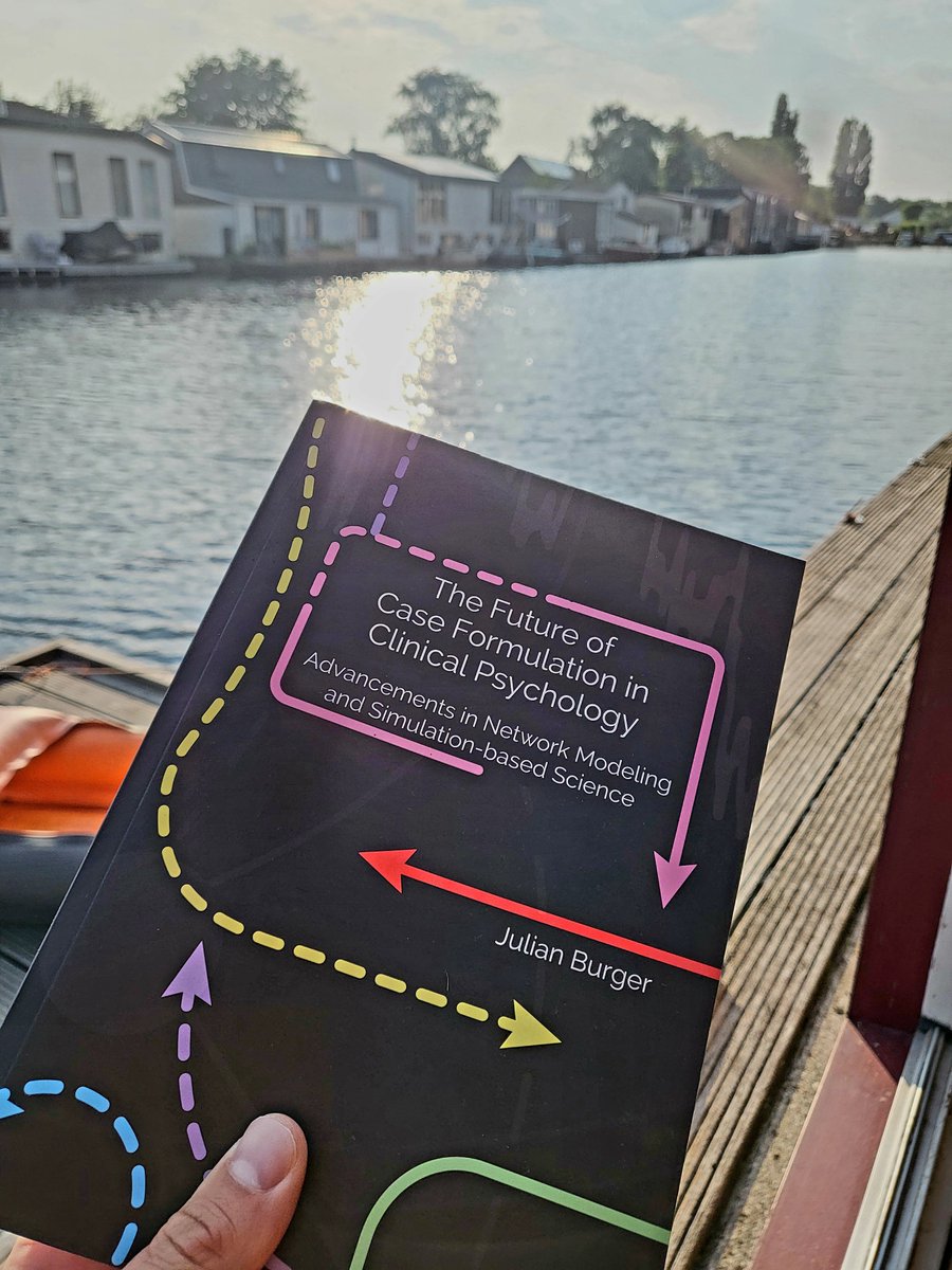 Perfect reading for a Sunday morning, borrowed from <a href="/UvA_Amsterdam/">UvA Amsterdam</a>, thanks <a href="/JulianBurger/">Julian Burger</a> !