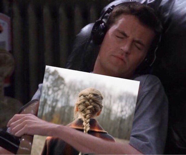 mirrorswifft's tweet image. happy 1st of September