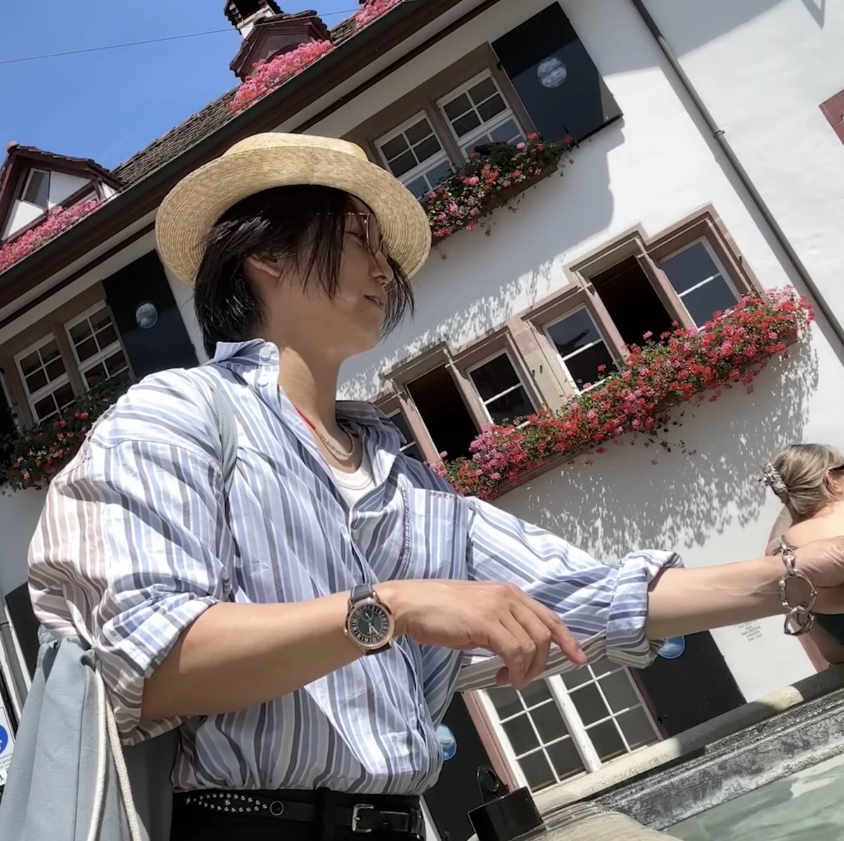 pendel_00's tweet photo. 亀梨和也
世界最高峰の時計でスイス旅行を楽しむ

パテックフィリップ
Ref.5224R-001
940万円

#亀梨和也
#ジャニーズ https://t.co/AienLq2Qrw