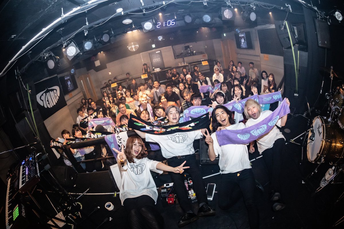 👑今までありがとうございました!👑

◾️2024/8/31(土) 新宿Zirco Tokyo

活動休止前LAST ONEMAN LIVE
「閻魔大感謝祭」

Opening Guest : irienchy

また会う日まで👹

photo by <a href="/hasechan08/">📸はせがわかすみ</a>