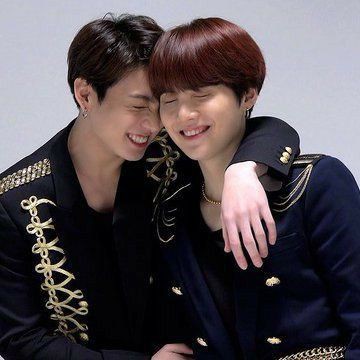 yoongi cat pics tweet media