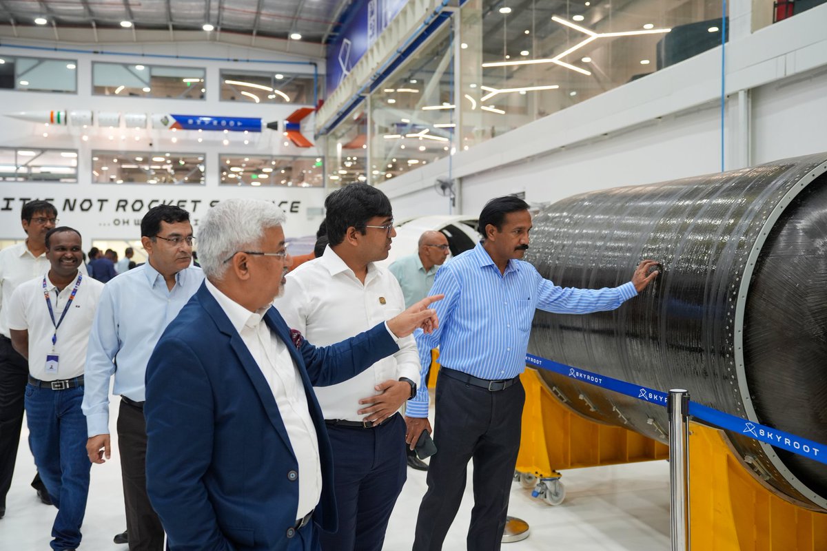 SkyrootA's tweet image. Honored to welcome Shri Sunil Barthwal, Secretary, Department of Commerce, Government of India, to our Max-Q Campus.

🚀#OpeningSpaceforAll #MakeinIndia