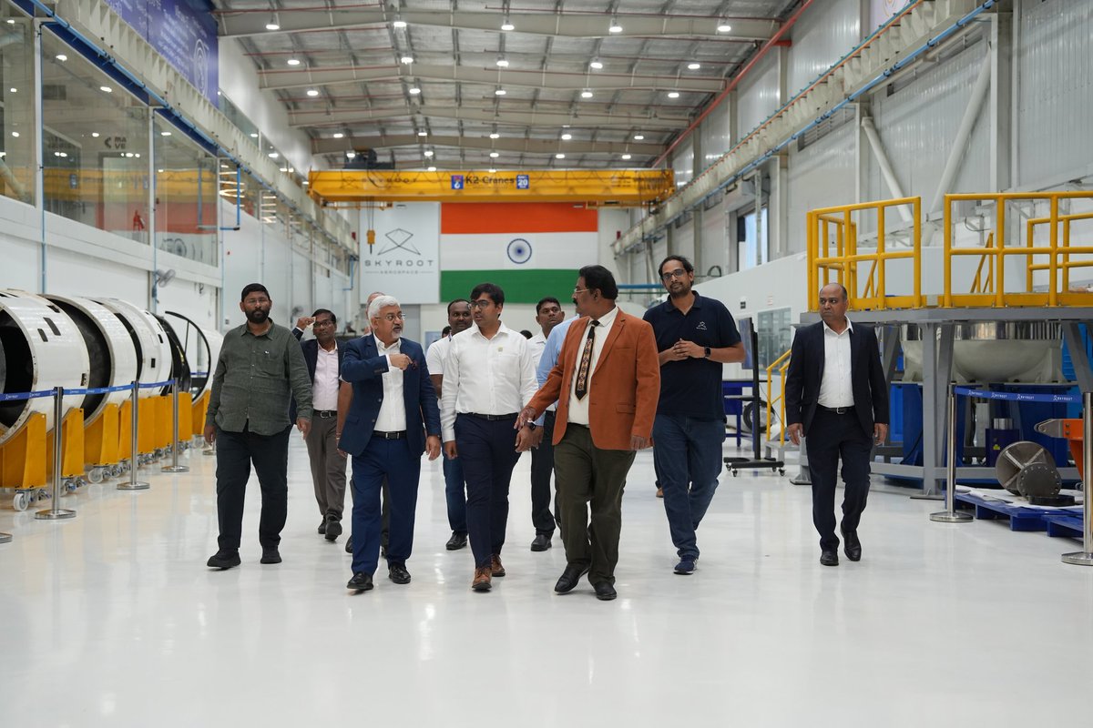 SkyrootA's tweet image. Honored to welcome Shri Sunil Barthwal, Secretary, Department of Commerce, Government of India, to our Max-Q Campus.

🚀#OpeningSpaceforAll #MakeinIndia