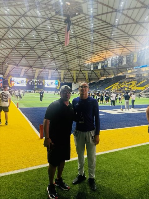 Quintin Miles (@quintinmiles12) on Twitter photo Thank you <a href="/TimRoschmann/">Tim Roschmann</a> for the game day invite and the hospitality! <a href="/NAU_Football/">NAU Football</a> <a href="/QC_football/">Queen Creek Football</a> <a href="/TSchureman/">Travis Schureman</a> Thank you <a href="/TimRoschmann/">Tim Roschmann</a> for the game day invite and the hospitality! <a href="/NAU_Football/">NAU Football</a> <a href="/QC_football/">Queen Creek Football</a> <a href="/TSchureman/">Travis Schureman</a>