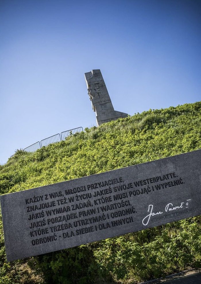 Jacek Siewiera tweet media