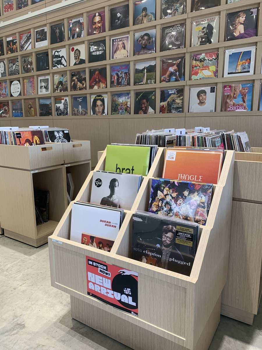 CD-COSMOS tweet media