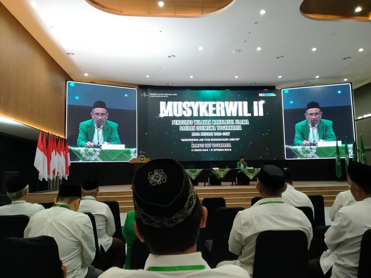 fajrulfalahfar1's tweet photo. Musykerwil PWNU DIY
#PWNU #LKNU #DIY https://t.co/PZsleifSEw